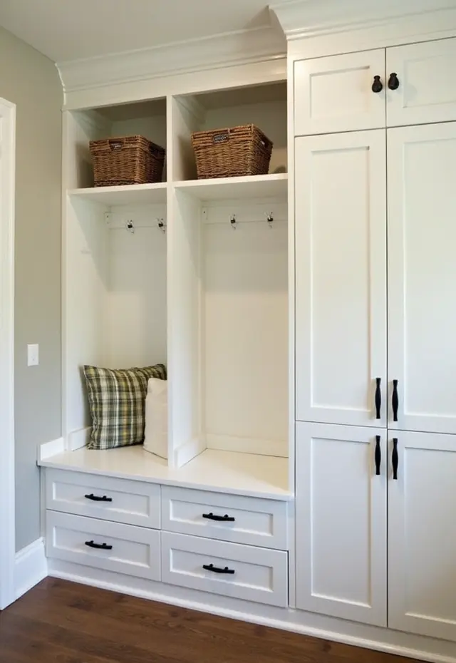 15 Small Mud Room Ideas That Prove Size Doesn’t Matter - 14. Custom Built-Ins